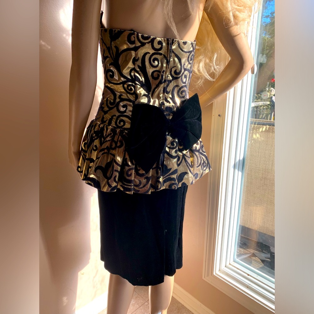 VTG 1980’s Size 9-10 Gold Lame Black Velvet Bow Party Prom Peplum Dress